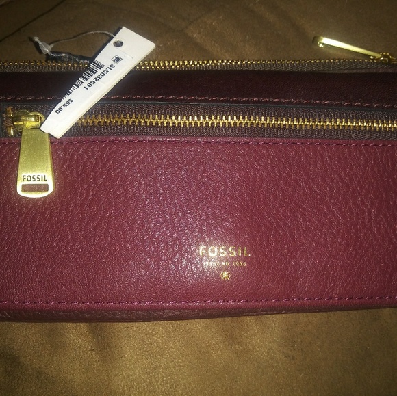 Fossil Handbags - ✨FINAL PRICE✨Fossil Wallet-NWT